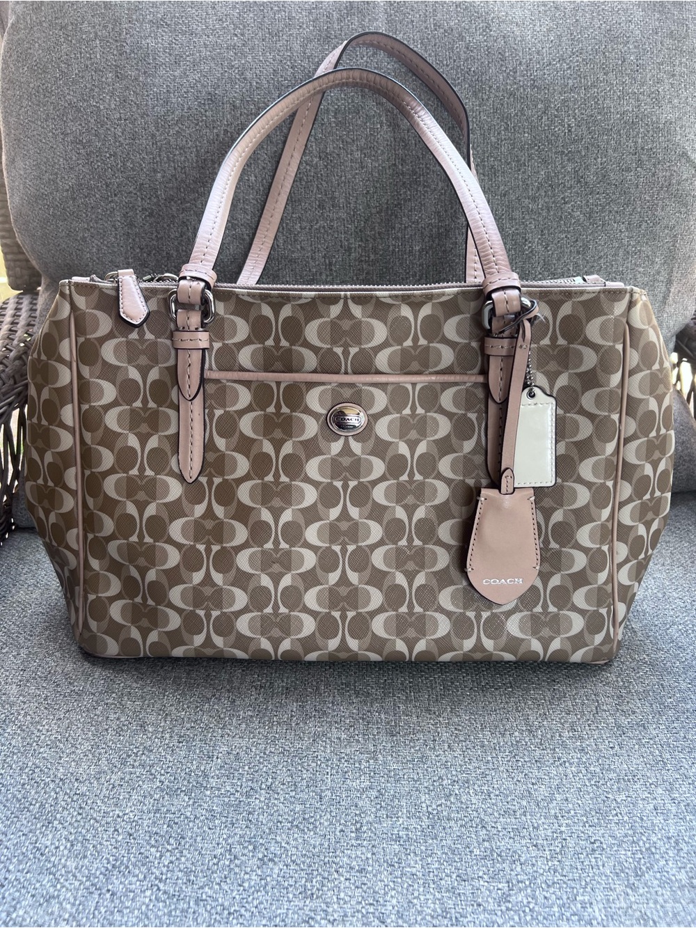 COACH Peyton Dream C Jordan Double Zip Carryall Tote Bag Khaki Tan Canvas F25457